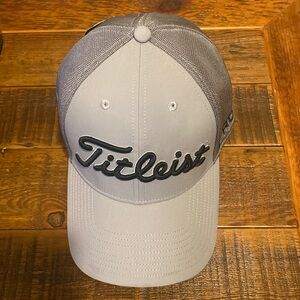 Titleist Mens’ Golf Hat